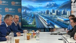 Proiectul trenului metropolitan de la Braşov a intrat în linie dreaptă