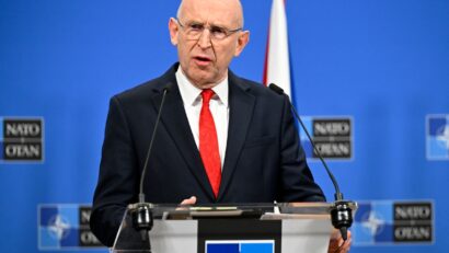 Două rachete au fost lansate din Iran spre Cipru, declară ministrul britanic al Apărării