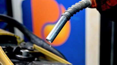COTAR solicită explicaţii Guvernului cu privire la scumpirea carburanţilor la pompă şi a poliţelor RCA