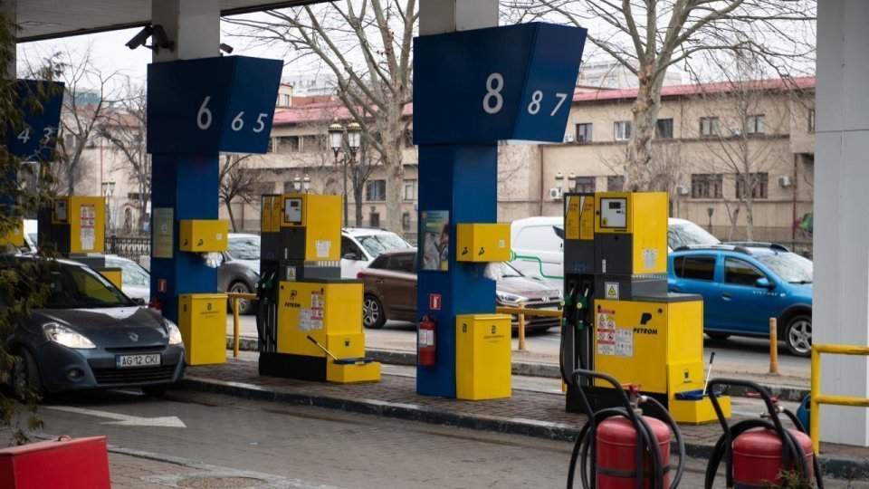 Noi scumpiri ale carburanţilor