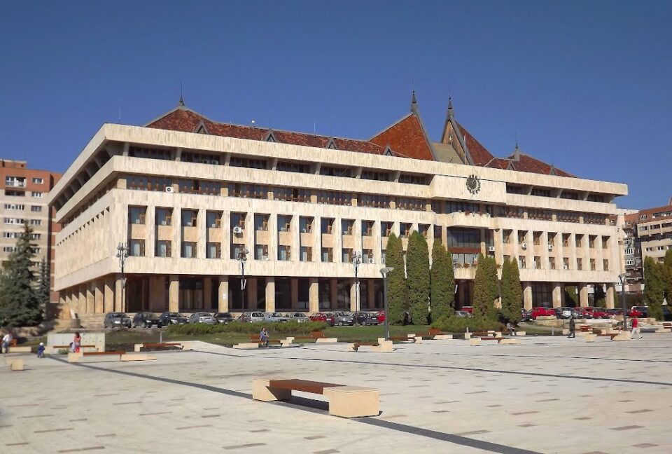 Reducere de posturi la Prefectura Harghita