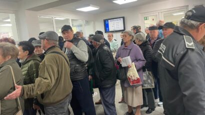 Cozi la toate ghișeele de impozite și taxe locale din Tg. Mureș