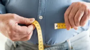1 român din 3 trăiește cu obezitate