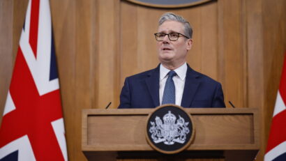 Regatul Unit trimite patru avioane militare în Qatar, a anunţat premierul Keir Starmer