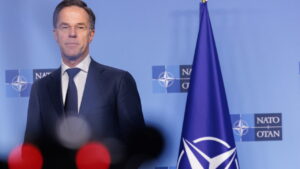 Mark Rutte: Aliaţii NATO discută despre ‘cel mai bun mod’ de a redeschide strâmtoarea Ormuz