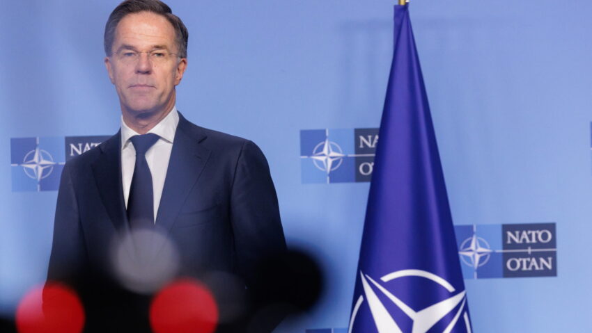 Mark Rutte: Aliaţii NATO discută despre ‘cel mai bun mod’ de a redeschide strâmtoarea Ormuz