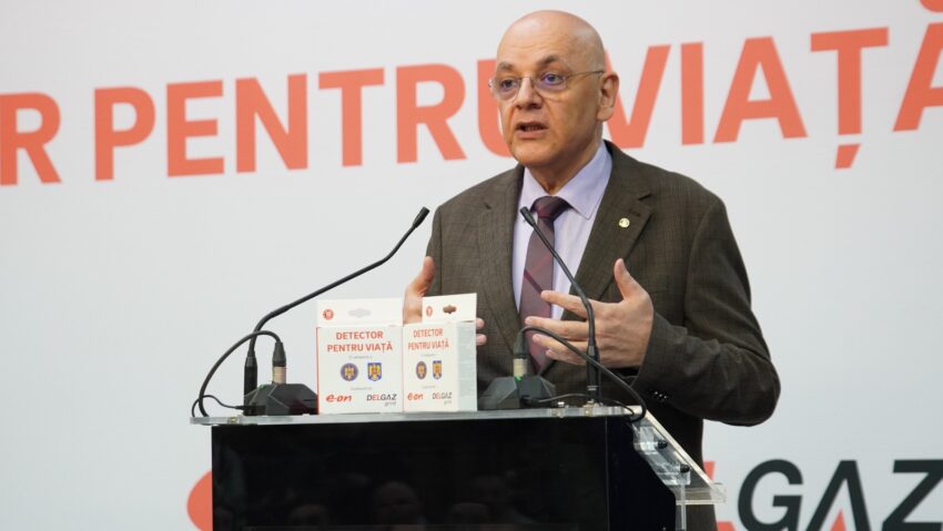 10.000 de detectoare de fum și monoxid de carbon vor fi instalate gratuit în locuințe din România