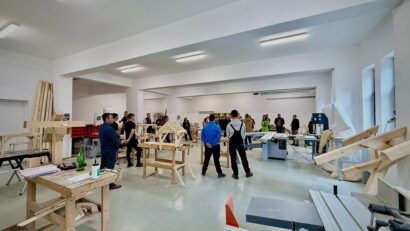 Primăria Miercurea-Ciuc a finalizat dotarea atelierelor din liceele tehnologice, în cadrul proiectului PNRR