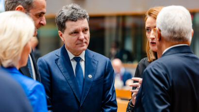 România, alături de alte 9 state membre, cer Uniunii Europene să relaxeze tranziţia verde pentru a reduce preţul energiei şi pentru a nu distruge industria