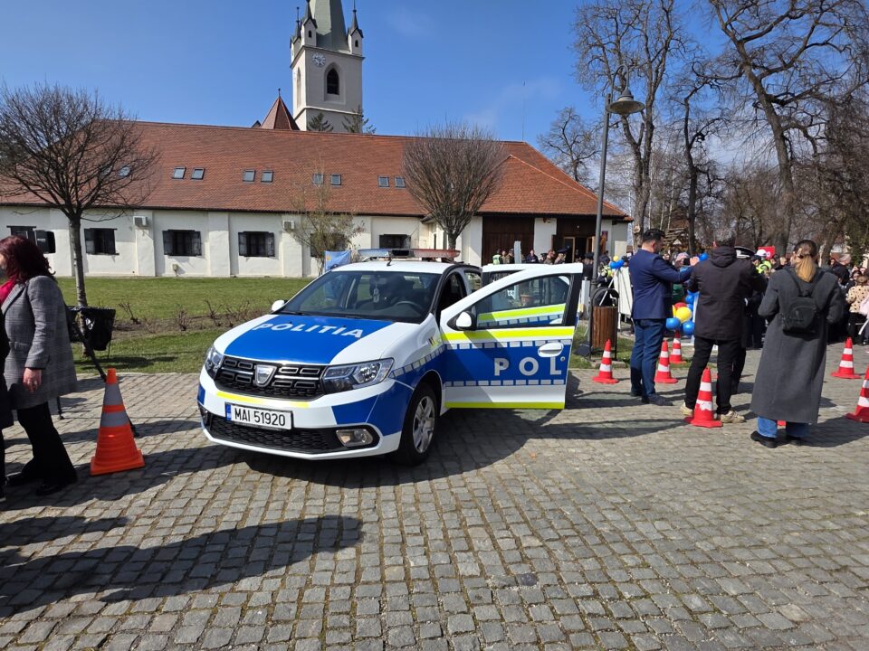 Autospeciale, câini polițiști și intervenții SAS, prezentate în Cetatea Medievală din Târgu Mureș