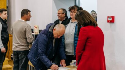 Peste 100 de fermieri din Covasna s-au înscris în proiectul de irigaţii din ape de suprafaţă