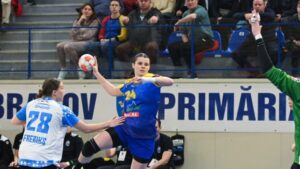 Handbalistele brașovene, învinse de campioana României
