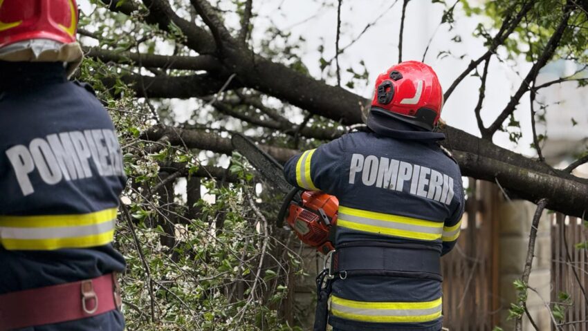 În urma fenomenelor meteorologice severe din ultimele 24 de ore s-au înregistrat efecte semnificative în 72-uă de localități din 18 județe
