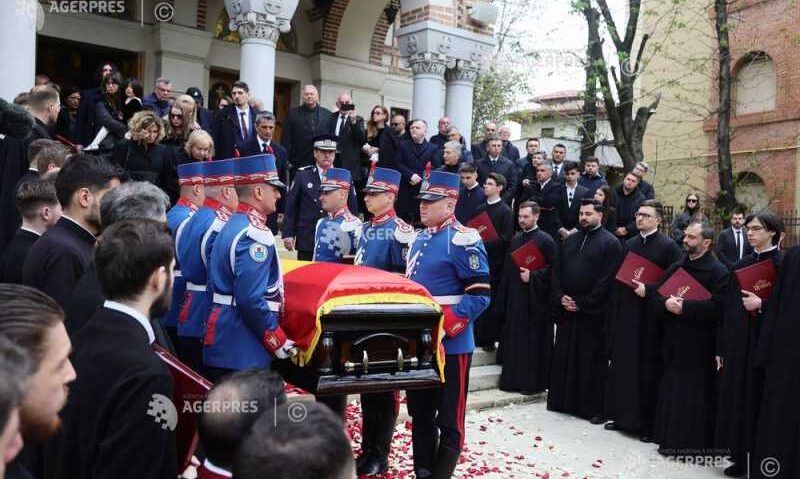 Mircea Lucescu, înmormântat cu onoruri militare