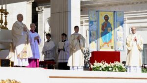 „Moartea nu mai are putere asupra noastră” – mesajul transmis de Papa Leon al XIV-lea în prima sa liturghie celebrată în prima zi de Paşte