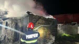 Un mureșean a murit carbonizat, în urma unui incendiu cauzat de o lumânare