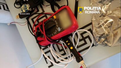 Percheziţii în județul Mureș într-un dosar privind infracţiuni de clonare a cardurilor