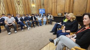 Dezbatere privind siguranța pe internet, la Radio Târgu Mureș