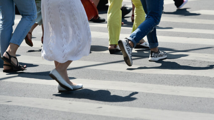 Un studiu recent arată că aproape jumătate dintre părinții români care lucrează în străinătate nu se vor întoarce acasă de Paște