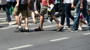 Populaţia României continuă să scadă