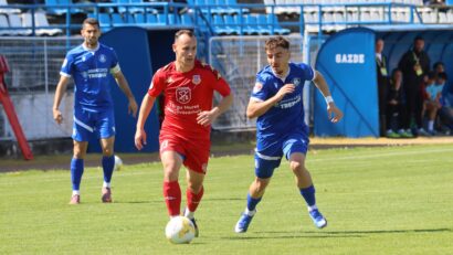 ASA, remiză albă la Slatina. Corvinul, cu un picior în Superligă