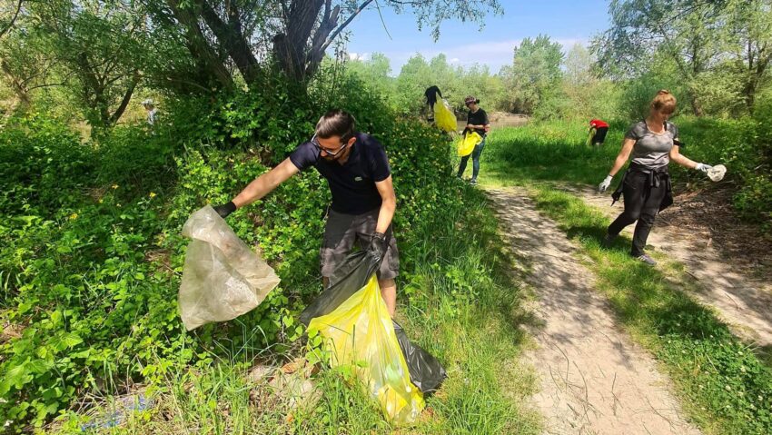 Sâmbătă, 18 aprilie, Radio Târgu Mureș organizează ediția a 10-a a evenimentului „Împreună curățăm”, o acțiune de ecologizare a malurilor râului Mureș