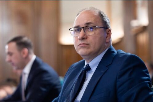 Ministrul interimar al Educaţiei cere întărirea protecţiei profesorilor şi măsuri sporite de siguranţă în şcoli
