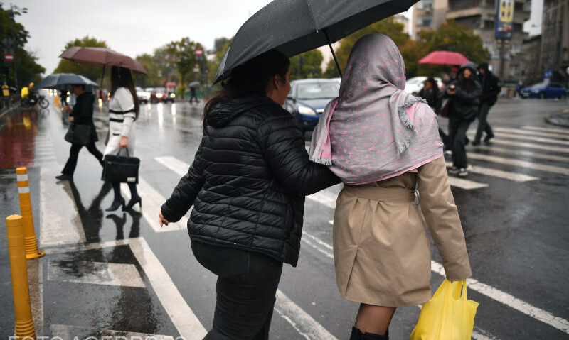Meteorologii prognozează ploi în mai multe regiuni din țară