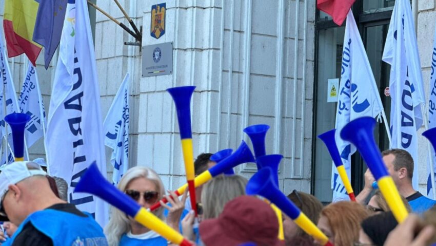 Sindicatul Mureşul din Apele Române anunţă acţiuni de protest începând din 4 mai