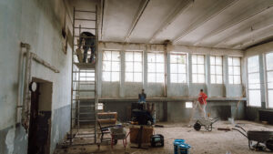 Lucrări de modernizare la Liceul Tehnologic „Ion Vlasiu” din Târgu Mureș