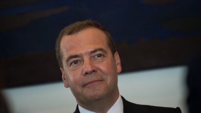 Dmitri Medvedev critică UE şi susţine că statele europene sunt ‘parte a războiului’