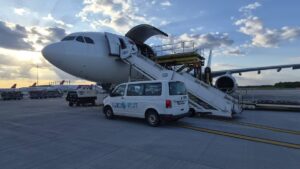 România livrează, în premieră, peste 4.000 de ovine în Algeria cu avioane cargo