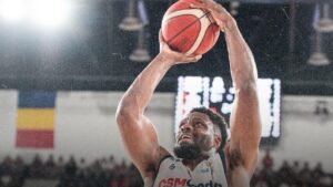 A început finala masculină de baschet: Oradea – Cluj 1-0