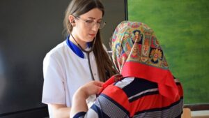 Semnal de alarmă tras de medici: mai mult de jumătate dintre românii din mediul rural trăiesc cu diabet sau pre diabet, fără să știe