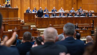 Guvernul Bolojan a fost demis
