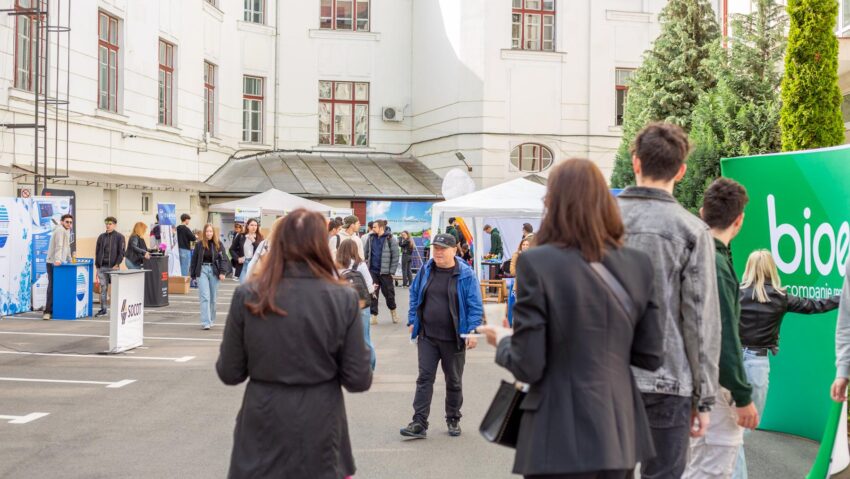 „Față în față cu angajatorii”, la UMFST Tg. Mureș