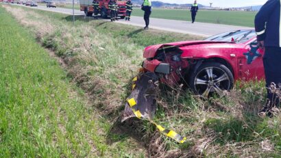 Accident rutier la ieșire din municipiul Gheorgheni spre Lăzarea, cu o persoană încarcerată