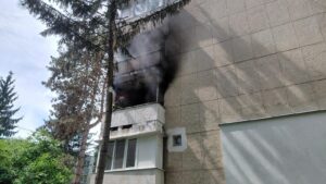 Incendiu la un apartament din Târgu Mureș
