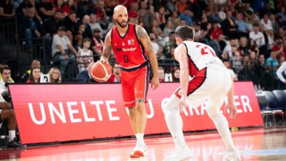 CSM Oradea, la un pas de o nouă finală la baschet
