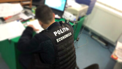 Funcționară din Mureș, bănuită de delapidare