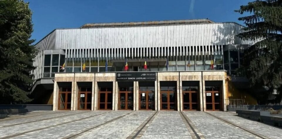 În toamnă încep lucrările de reparații și renovări la Sala Sporturilor din Tg. Mureș