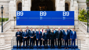 Summit B9/Declarație comună: Aliaţii estici şi nordici din NATO susţin o pace durabilă şi justă în Ucraina