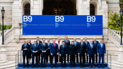 Summit B9/Declarație comună: Aliaţii estici şi nordici din NATO susţin o pace durabilă şi justă în Ucraina