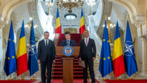 Eugen Tomac şi-a depus mandatul, Adrian Veștea este noul premier desemnat