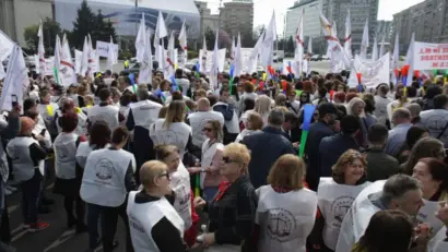 Grefierii au început protestele