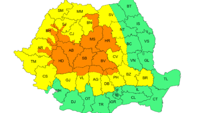 Noi avertizări cod roșu de furtună, emise pentru localități din Mureș, Harghita și Brașov
