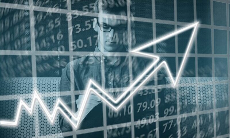 Covasna: Cifra de afaceri a firmelor a crescut cu 0,89% în 2025, dar numărul angajaţilor a scăzut cu circa 1.000