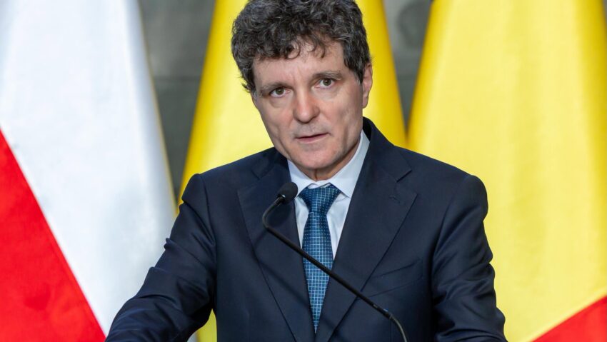 Val de reacţii după blocajul de la Palatul Cotroceni privind rezolvarea crizei politice