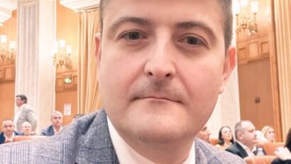Dimitriu (USR): Preşedintele trebuia să consulte partidele înaintea desemnării unui nou premier, conform Constituţiei