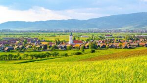 Harghita: Turiştii, îndemnaţi să îşi planifice vacanţa de vară în zonă cu ajutorul platformei Visit Harghita